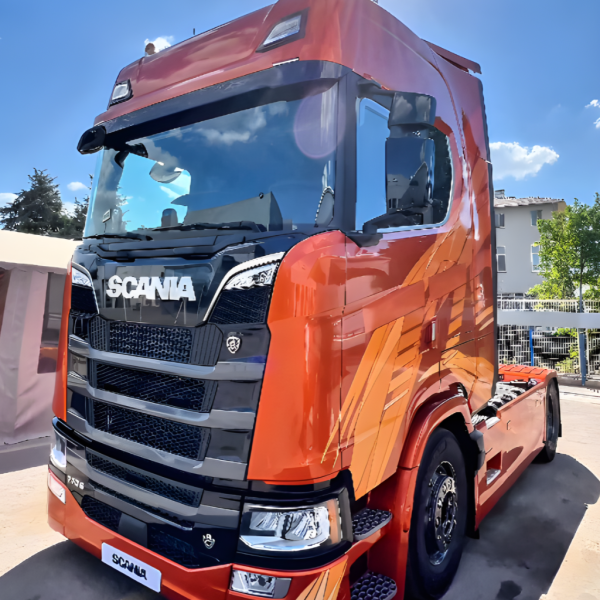 SCANIA 770S OU 1,2 MILHÃO NO PIX